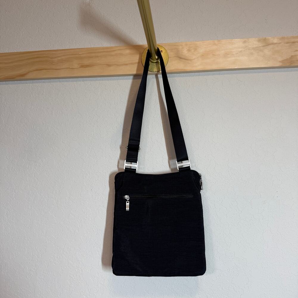 Women's Baggallini Black with Tan Lining Shoulder Zip Closure Purse Bag - Picture 8 of 10